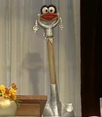 shy, shrieking shovel in The SH Reunion