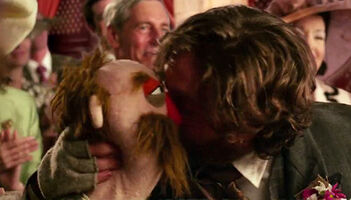 Zach Galifianakis (Hobo Joe) & Hobo Whatnot Muppets Most Wanted