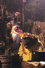 D220-Earl1.jpg (84 KB)