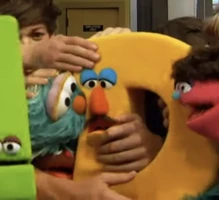 Rosita & letter D(YouTube)