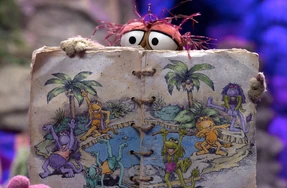 CraggleBook-Games.jpg (790 KB) A book of false Craggle facts depicting Craggles playing games.