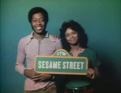 ClosingSign-DavidMariaSS-0431