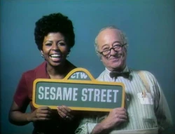 ClosingSign-SusanHooperSS-0154