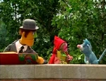 Folge2586-4.jpg (99 KB) Monty's Storytime: "Little Red Prairie Hood"