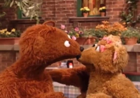 Baby Bear & Curly BearSesame Street Episode 4076