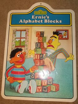 セサミストリートErnie's Alphabet Blocks