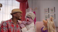 Muppets Now 101 Taye Diggs