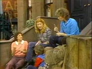 1571-03.jpg (172 KB)