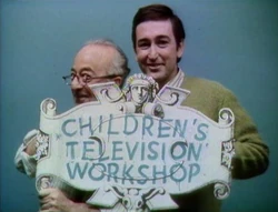 ClosingSign-BobHooper0092ctw