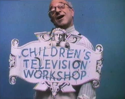 ClosingSign-HooperCTW0066