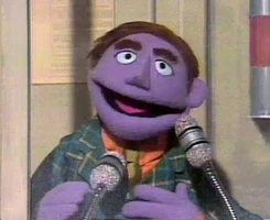 ShoweredRosell.jpg (66 KB) Showered Rozelle