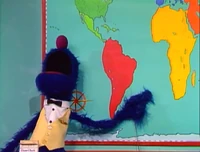 Waiter Grover: Missing the Plane (214 KB) Missing the Plane