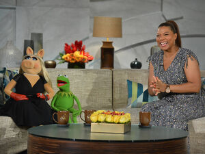 Kermit and Piggy on Queen Latifah March 21 2014