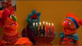 HolidayLights-03.png (777 KB)