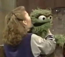 Alison Bartlett (Gina) & OscarSesame Street Episode 2741