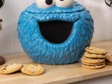 Sesame Street cookie jars (FUN.com)