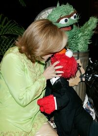 Katie Couric & Elmo2003 Sesame Gala