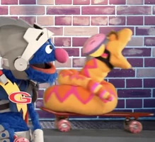 snake in Super Grover 2.0: Super Tools videos