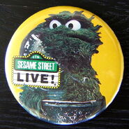 Sesame street live oscar button 1985