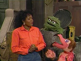 2517e.jpg (187 KB) "The Grouch Who Cooperated"