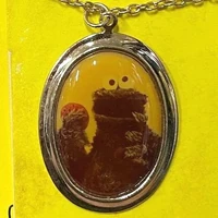 Femic oval CM necklace.jpg (46 KB)