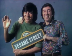 ClosingSign-LuisBobSS-0714