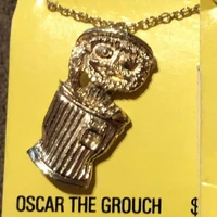 Femic Sesame necklace-Oscar1.jpg (93 KB) Oscar the Grouch