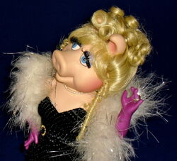 Miss piggy porcelain doll sales