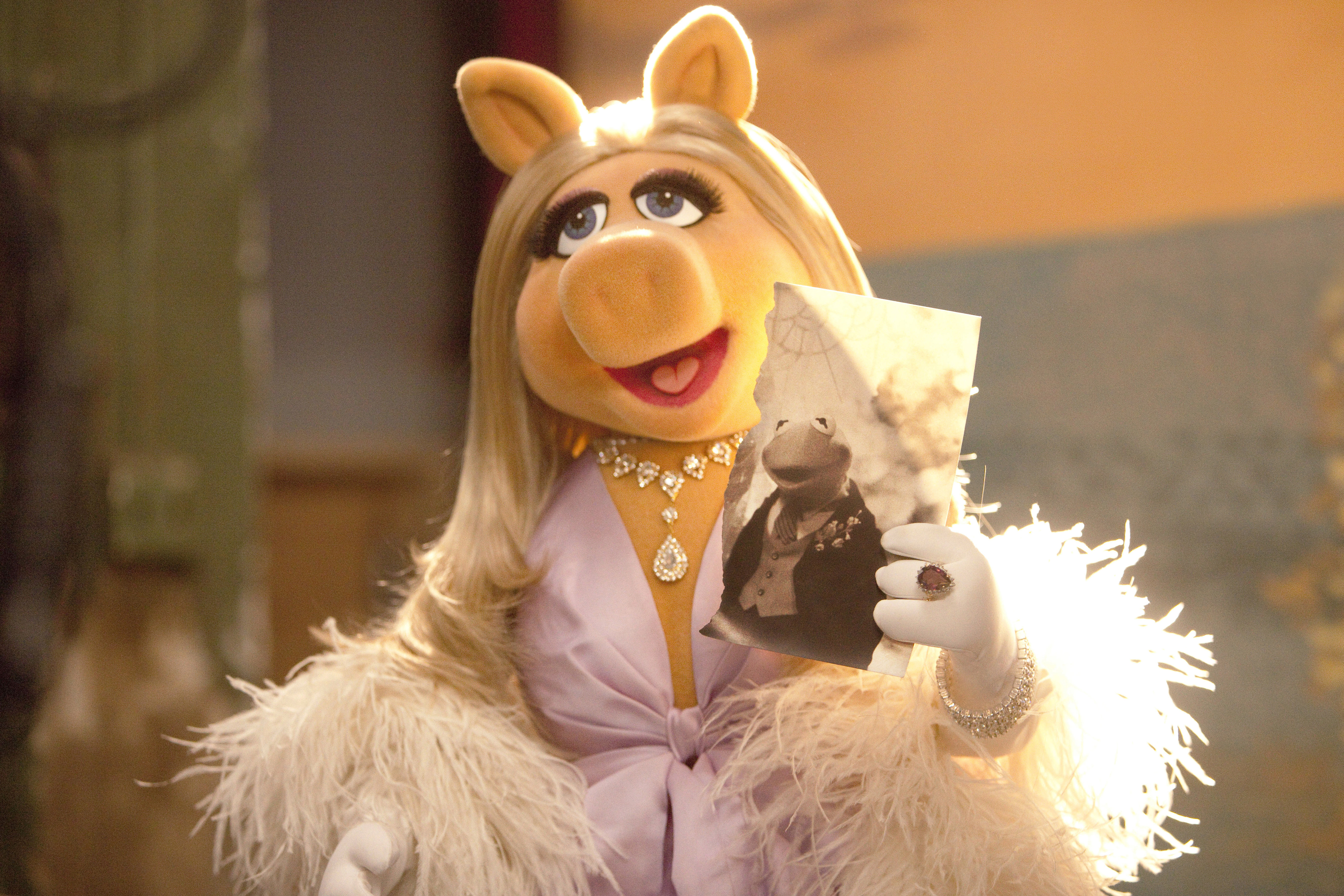 The Muppets (2011) Miss Piggy Refuses To Join 