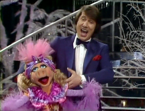 Miss Piggy performing on Jetzt geht die Party richtig los.