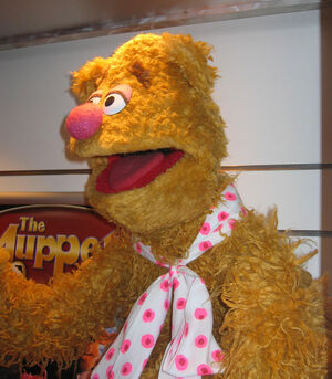 Fozzie replica detail