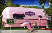 Miss Piggy's Trailer