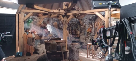 BTTR211-BTSGorgShed-empty.jpg (371 KB) a look inside the Gorgs' shed