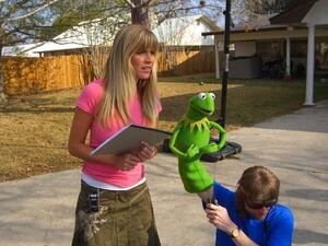 Paige Hemmis, Kermit and Steve Whitmire during the filming of the April 9, 2006 episode.