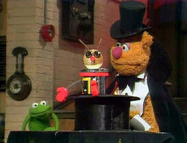 A robot appears in Fozzie's magic hat in The Muppet Show episode 421