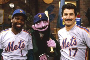 Mookie WilsonNew York Mets Sesame Street