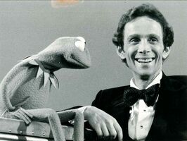 Joel Grey04