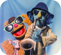 A6 Fozzie tries to steal the show from Zoot...