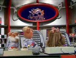Pigsinspace224.jpg