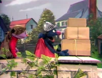 Super Grover: The Boxes (143 KB) The Boxes