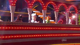 Dancing with the Stars (November 15, 2011)