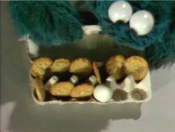 Cookie Monster and Ernie: Eggs and Cookies (First: Episode 0054)