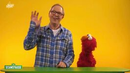Olli-Elmo.jpg (123 KB) Olli Dittrich as ElmoSesamstrasse Word of the Day