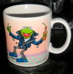 Presents 1991 kermit mug 3