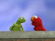 Elmo y Kermit the Frog juntos