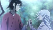 Jinbei and Kuroageha holding hand