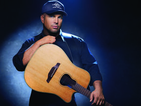 1388765329000-Garth-Brooks