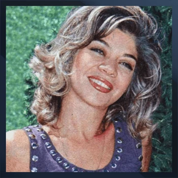 Esin Afşar-min