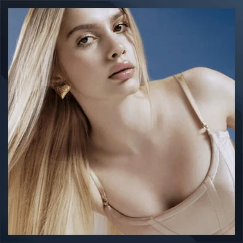 Aleyna Tilki-min