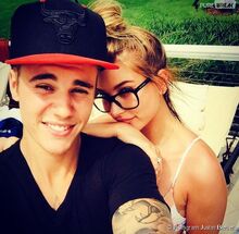 395550-justin-bieber-et-hailey-baldwin-diapo-1